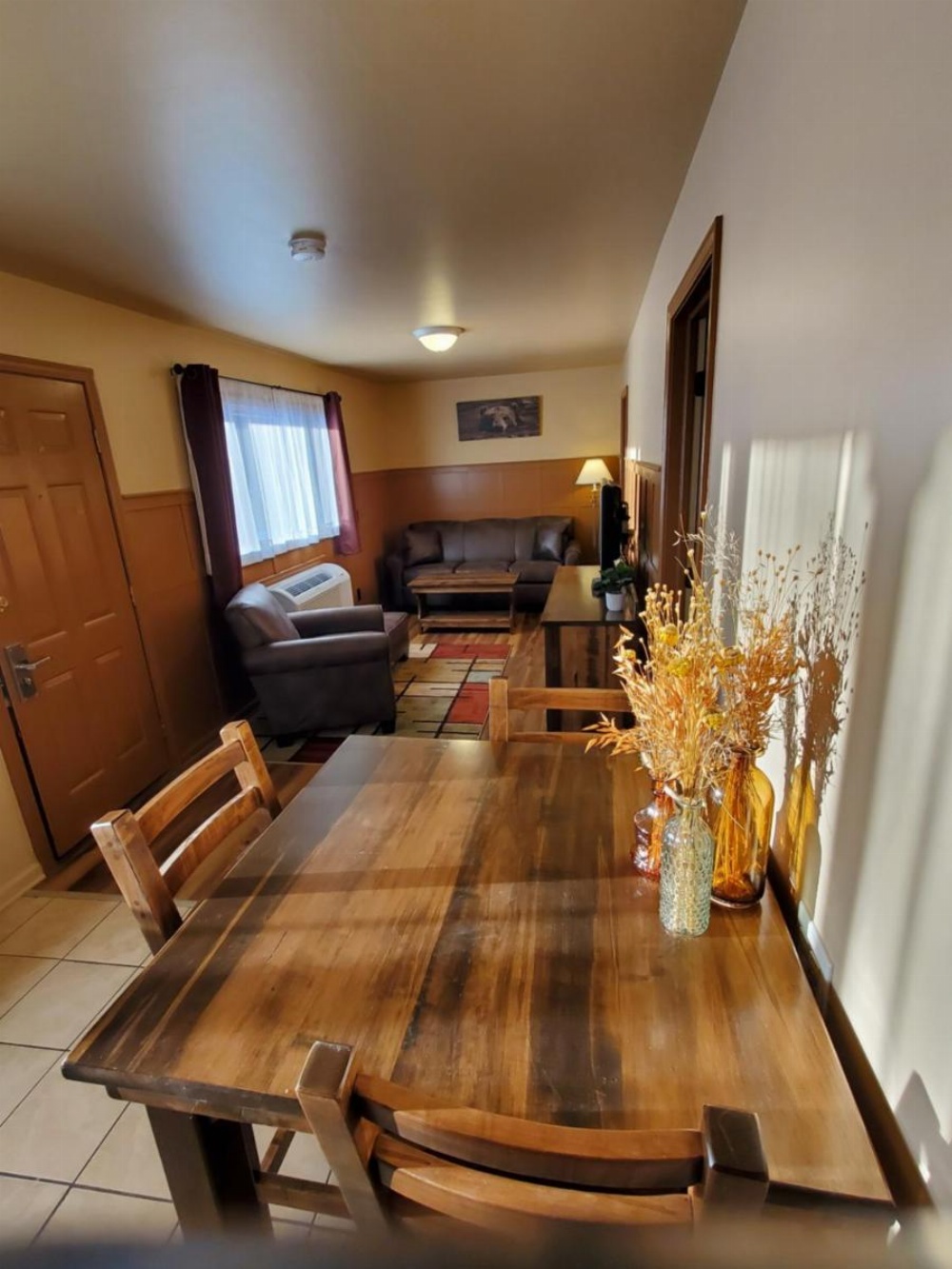 Room image 3