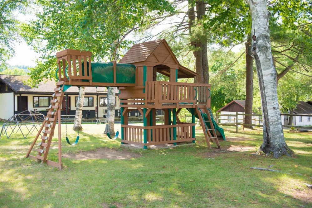 Bayside Resort, Lake George NY Image 32