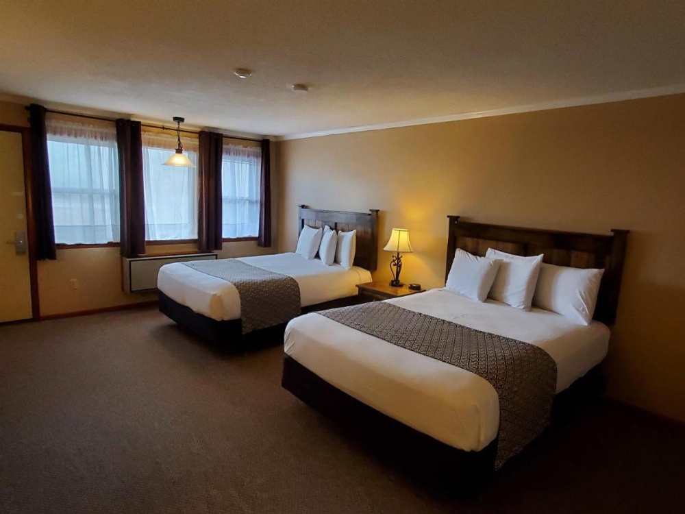 Queen Room with Two Queen Beds